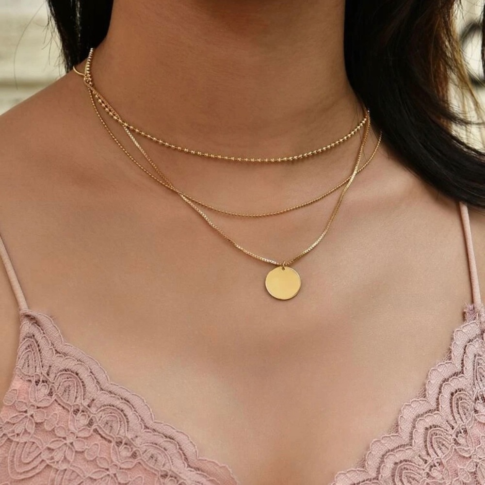 Disc charm layered necklace gold colored NWT